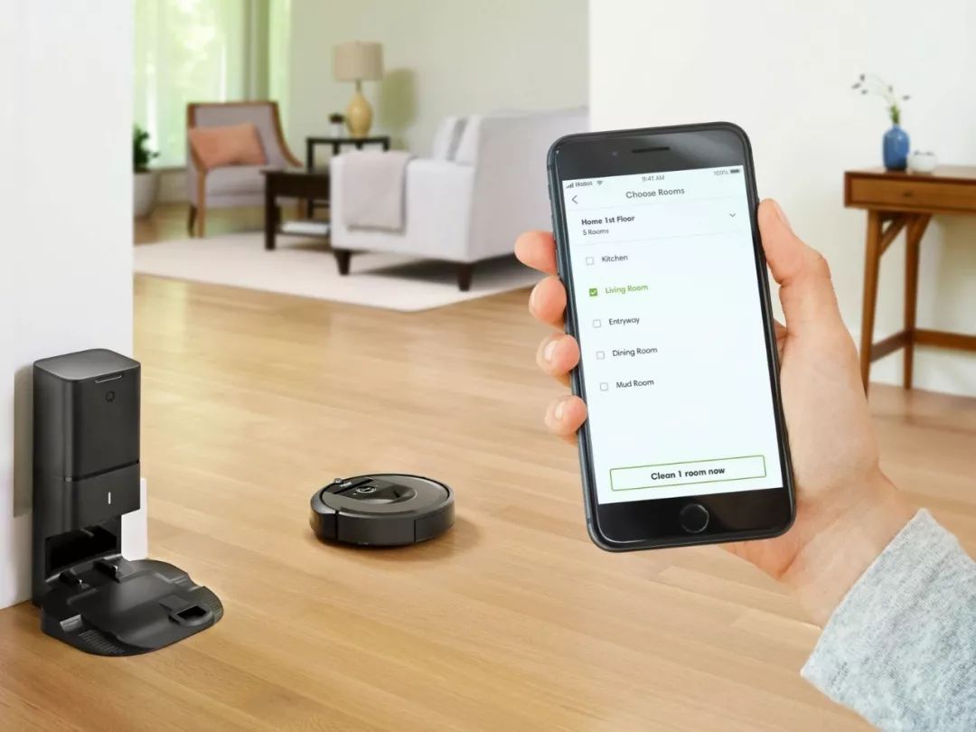 “iRobot Roomba i7 +”扫地机器人专利分析