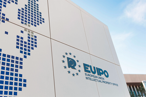 #晨报#欧盟知识产权局(EUIPO)就《2025年战略规划》草案向公众征集意见;美团成功回购澳洲商标,此前曾遭本土华人公司抢注 #晨报#欧盟知识产权局(EUIPO)就《2025年战略规划》草案向公众征集意见;美团成功回购澳洲商标,此前曾遭本土华人公司抢注