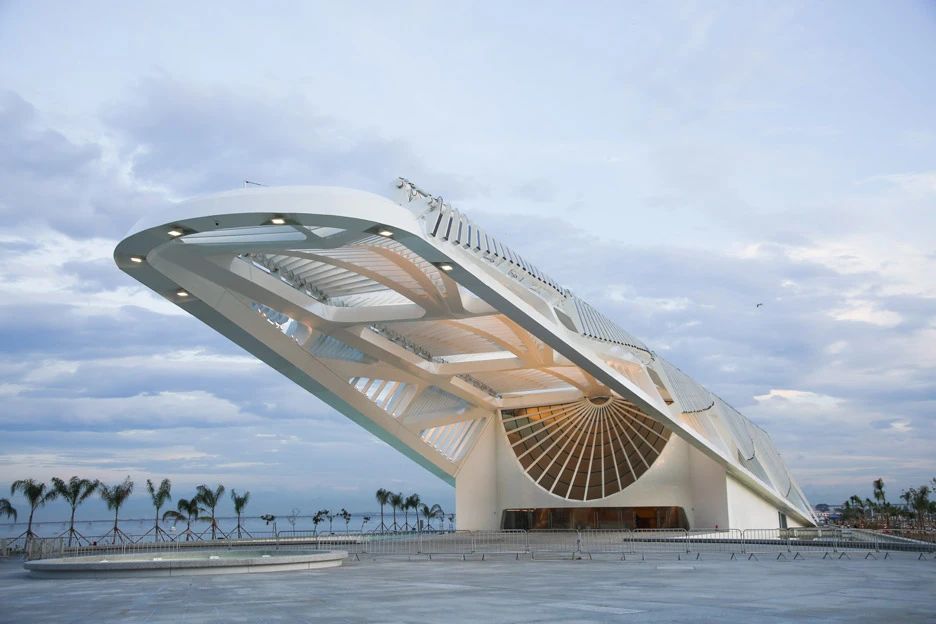 Santiago Calatrava ：自然设计建筑大师