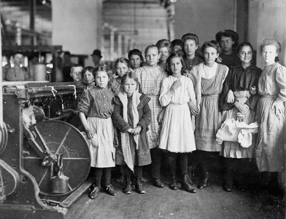 Lewis Hine：一位摄影师的“摩登时代”