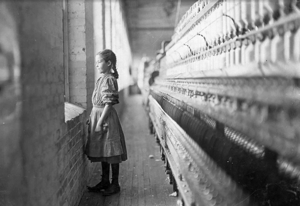 Lewis Hine：一位摄影师的“摩登时代”