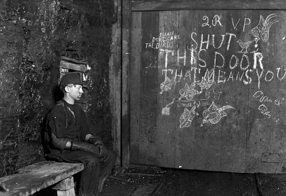 Lewis Hine：一位摄影师的“摩登时代”