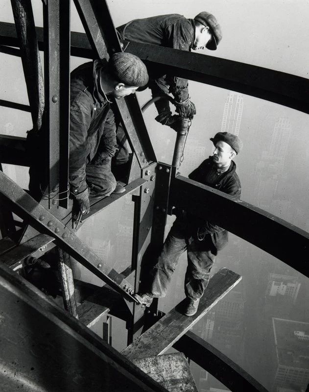 Lewis Hine：一位摄影师的“摩登时代”