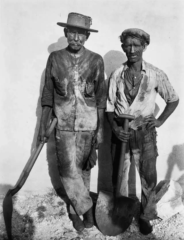 Lewis Hine：一位摄影师的“摩登时代”