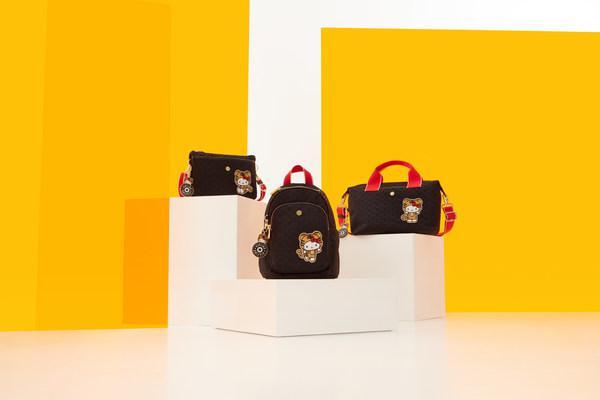 Kipling x Hello Kitty联名系列上市