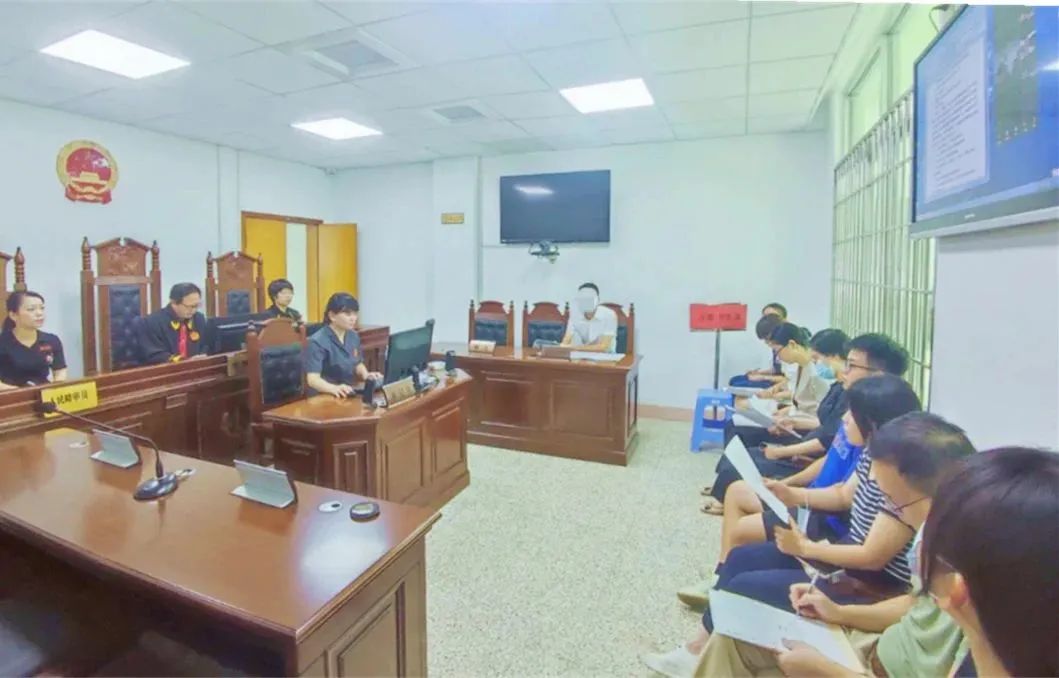 “店招”门头、企业名称不得攀附注册商标! “店招”门头、企业名称不得攀附注册商标!