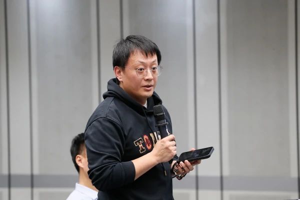 工信部：我国已涌现出专精特新“小巨人”企业1.46万家，专精特新中小企业超14万家｜附图文直播