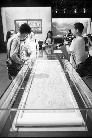 西汉铁斧有中国最早“商标” 刻“渔”字代表产地